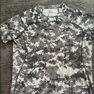 MENS Nike Pro Digi Cam T